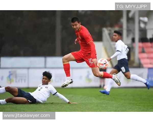 杨晨：从中国足球崛起到海外征战的传奇之路