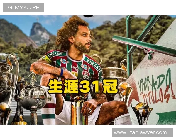 聚焦传奇足球运动员成长之路与赛场荣耀全景深度剖析全貌展示亮点